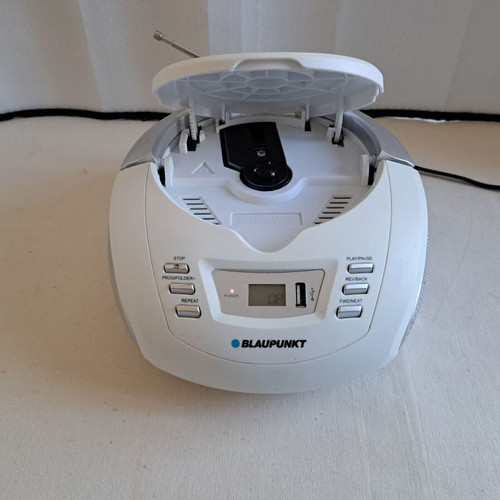 Blaupunkt RCD 204 radio CD MP3 USB AUX