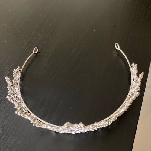 Tiara for bride used, impressive, worn once