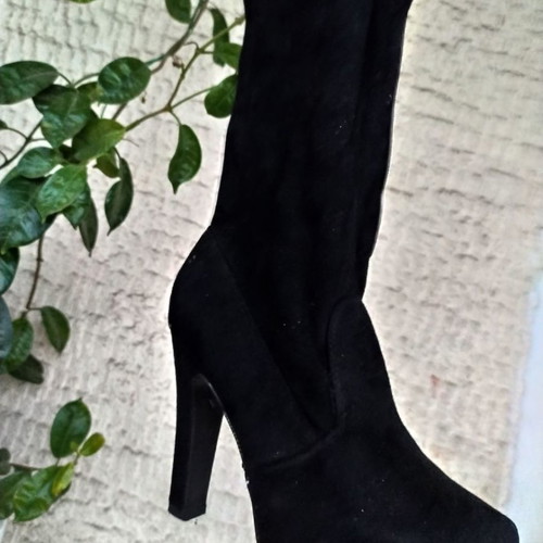 Long black velvet boots like new, size 36