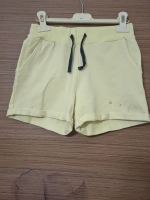 Girls' cotton shorts used, lemon yellow, size 140 cm, age 10
