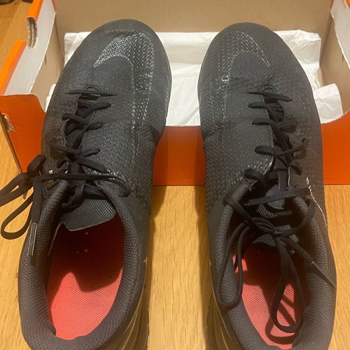 Nike Phantom men's football shoes used, size 42, black