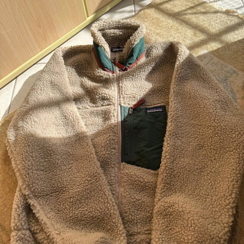 Patagonia fleece jacket used, beige, size L