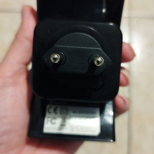 Wavlink Wi-Fi Signal Wireless Repeater 300Mbps like new