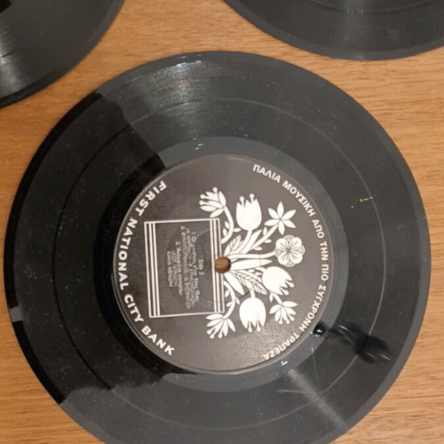 45 rpm records used, pack of 5 without sleeves