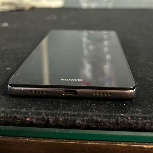 Huawei P20 Lite μεταχειρισμένο, μαύρο, 64GB, Dual SIM με θήκη και φορτιστή