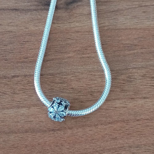 Pandora Snowflake Charm like new, original silver