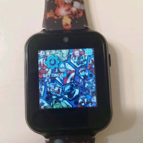 Avengers kids smartwatch like new with touch screen and camera
