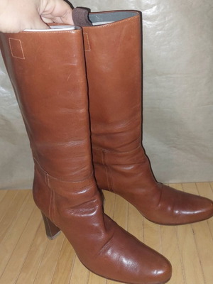 Miu Miu boots like new, tan leather mid-calf size 37.5