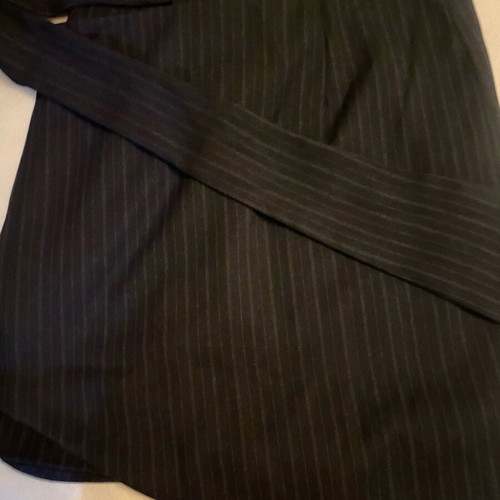 Zini skirt like new, size small, black