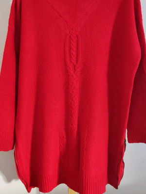 Red jumper used with side zipper and slightly open back
