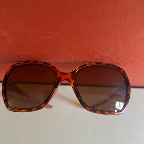 Oakley sunglasses used, taba color with case