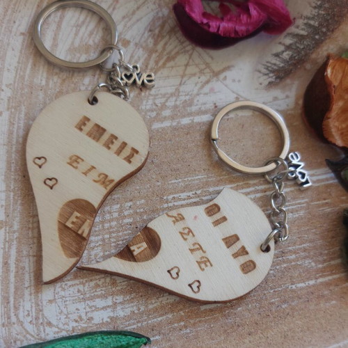 Wooden keychains for couples new, heart-shaped set of two