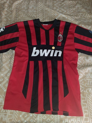 T shirt Kaka bwin XL new, authentic