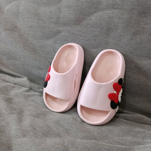 Παιδικές σαγιονάρες νούμερο 28 ροζ με σχέδιο Minnie Mouse σαν καινούργιες