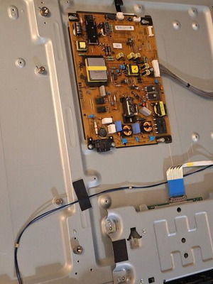 LG 42LM615S-ZE parts used
