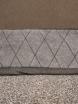 Decorative pillow like new, gray with rhombus pattern