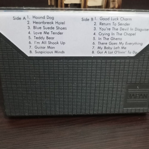 Elvis Presley Forever: 32 Hits Vol. 1 cassette tape like new, vintage bootleg