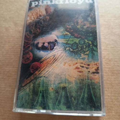 Pink Floyd A Saucerful of Secrets cassette tape like new, Capitol Records US edition