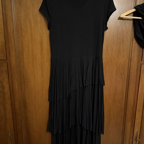 Black mako dress with asymmetric ruffle and versatile accessory, like new