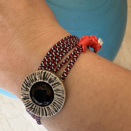 Handmade 2-in-1 jewelry with vintage button and glass bead