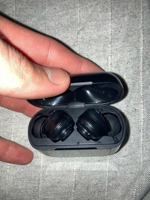 Earbuds with screen used