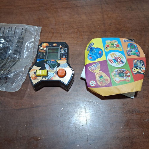 Sega Basketball handheld game like new from McDonald's Happy Meal 2005