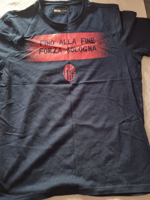 T-shirt Μπολόνια μέγεθος medium, καινούργιο