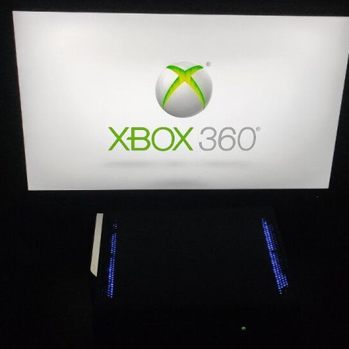 Xbox 360 Late Falcon RGH3 like new with 120GB HDD and Kinect