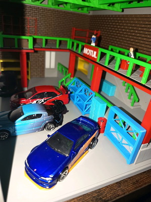 Diorama Han Garage Tokyo Drift like new