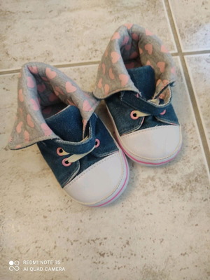 Βρεφικά παπούτσια αφορετα