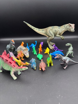 Dinosaur figure collection like new, 20+ pieces