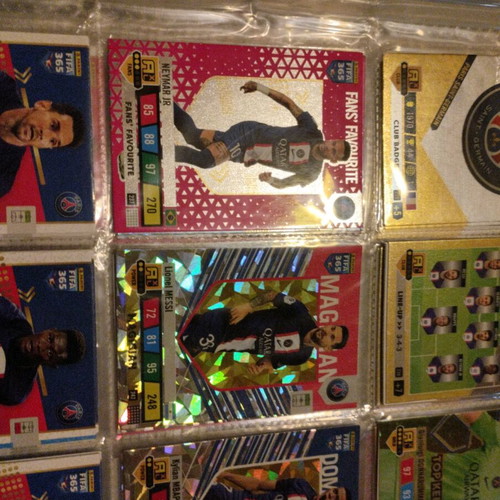 Fifa 2023 cards like new, large collection with incomplete teams and autographs