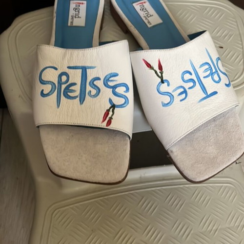 Slippers like new, size 38, white and blue