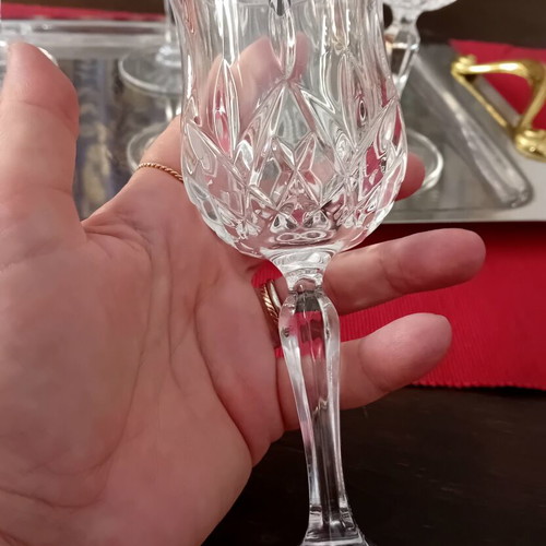 Set of four crystal wine glasses like new, 18 cm tall