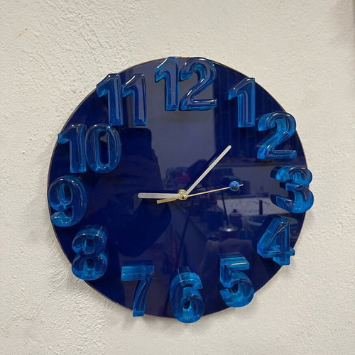 Handmade wall clocks from liquid glass, new, analog