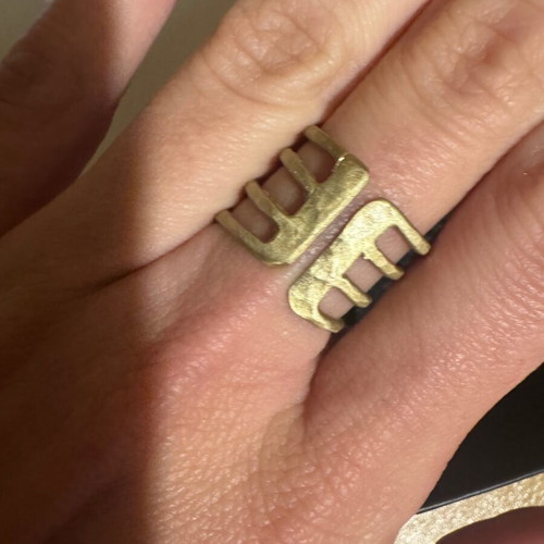 Ring new gold color with 2 wearing styles