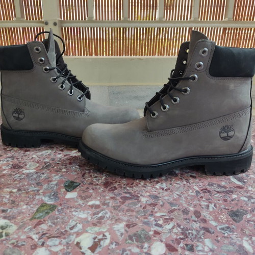 Timberland Lace up classic grey boots