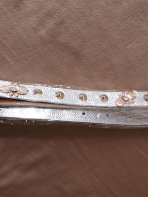 Belt silver with gold details new, size 90