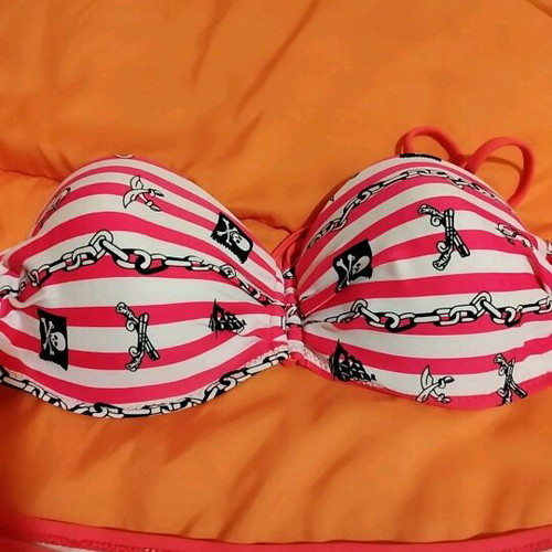 Women's two-piece swimsuit medium size like new, coral and pink