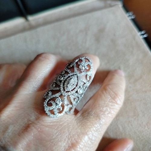 Silver large ring like new