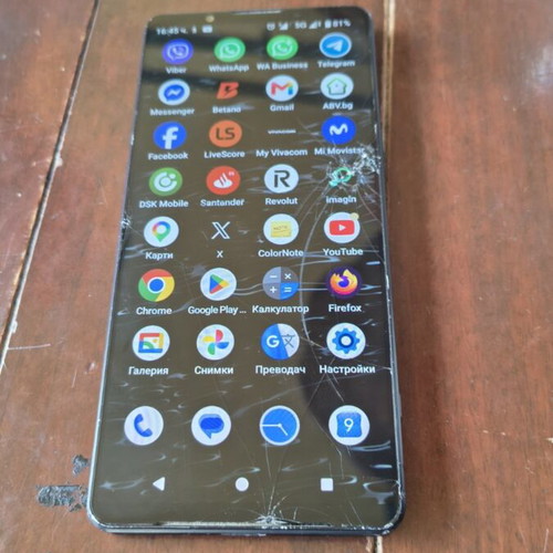 Sony Xperia 1VI used with cracked display, 256GB, dual SIM