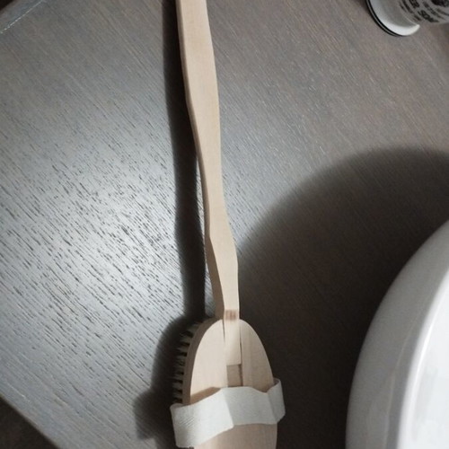 Exfoliating Bath Brush with Long Handle new