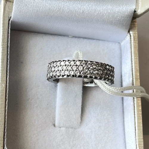 Vogue .925 Solid Silver Ring new, platinum plated with zirconia
