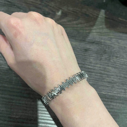 Silver bracelet like new