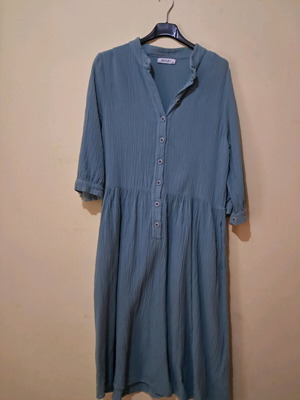 Dress veraman used, 3/4 sleeves, side pockets, size S/M, height 110 cm