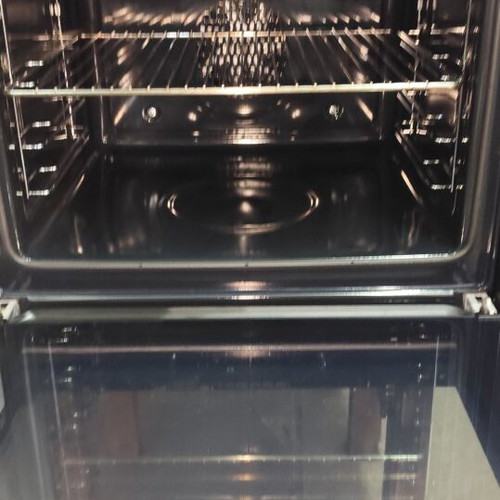 Neff Built-In Oven Like New, Fully Functional with Two Trays and Grill