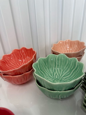 Flora ceramic bowls small Bordallo Pinheiro set of 6, new