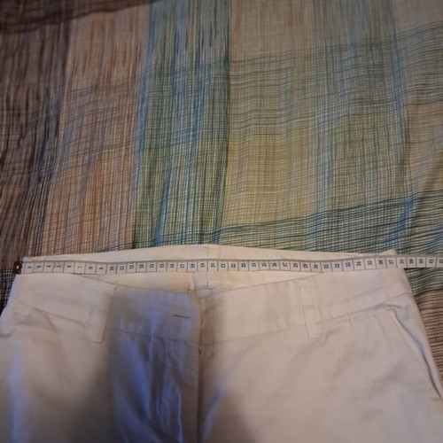 Te quiero women's pants like new, size S 36 8, white
