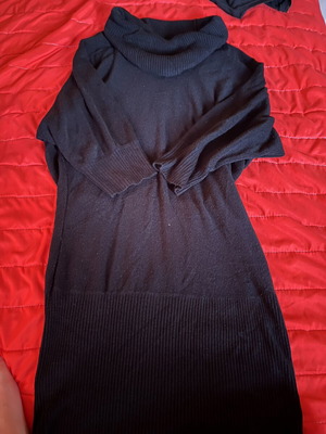 Winter dress black size L like new
