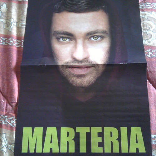 Shakira & Marteria poster like new, size 41.5x28